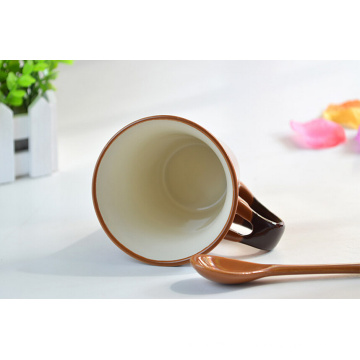 Nueva taza de cerámica de la buena calidad 2016 de la llegada con la cuchara